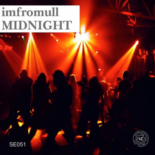00-Imfromull-Midnight-2014-